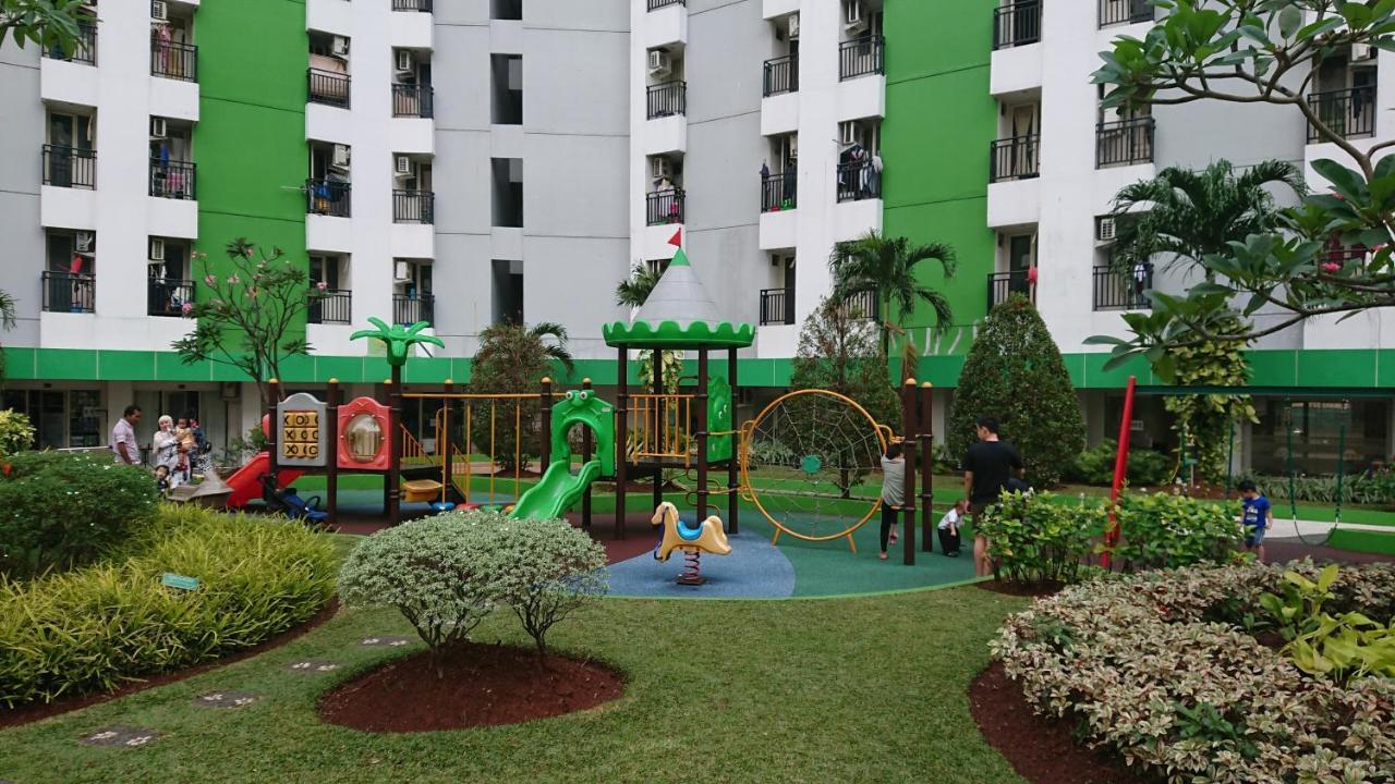 Green Lake View Just Sleep & Cozy Hotel Pondokcabe Hilir Exterior foto